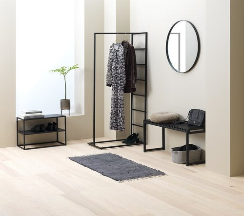 Urban Metal Elbise Askılığı