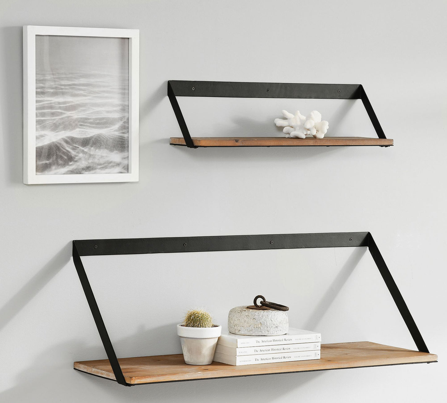 Vieno Shelves